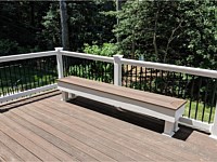 <b>Trex Transcend Spiced Rum Decking with White Washington Vinyl with Black Round Aluminum Balusters</b>